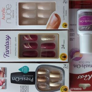 🆕 KISS Nail Set Of 3 & Glue